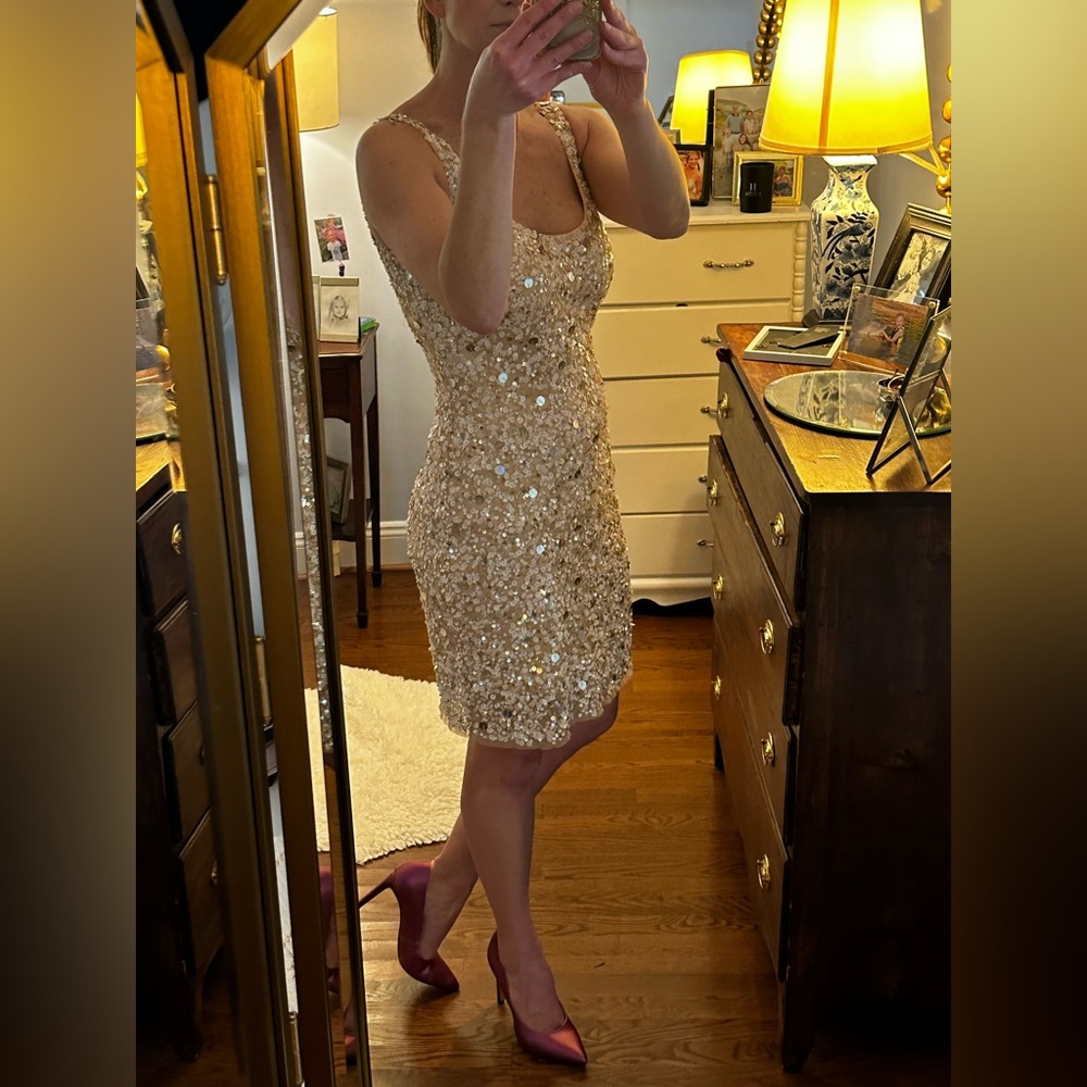 Aidan Mattox Gold sequin sleeveless cocktail dress-great for holidays. Like new